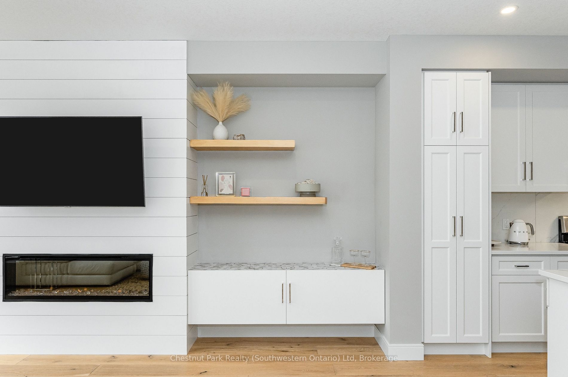 60 Arkell Rd, #3