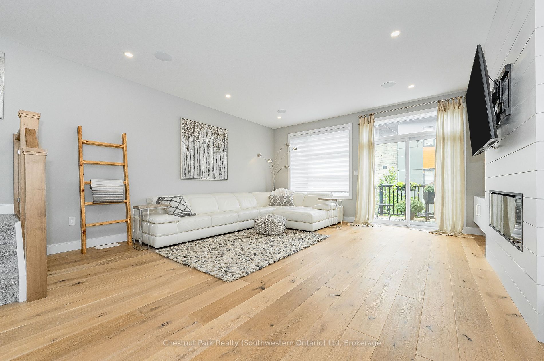 60 Arkell Rd, #3