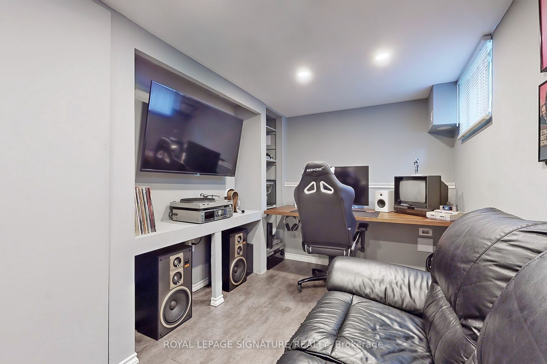 1355 Upper Gage Ave, #14