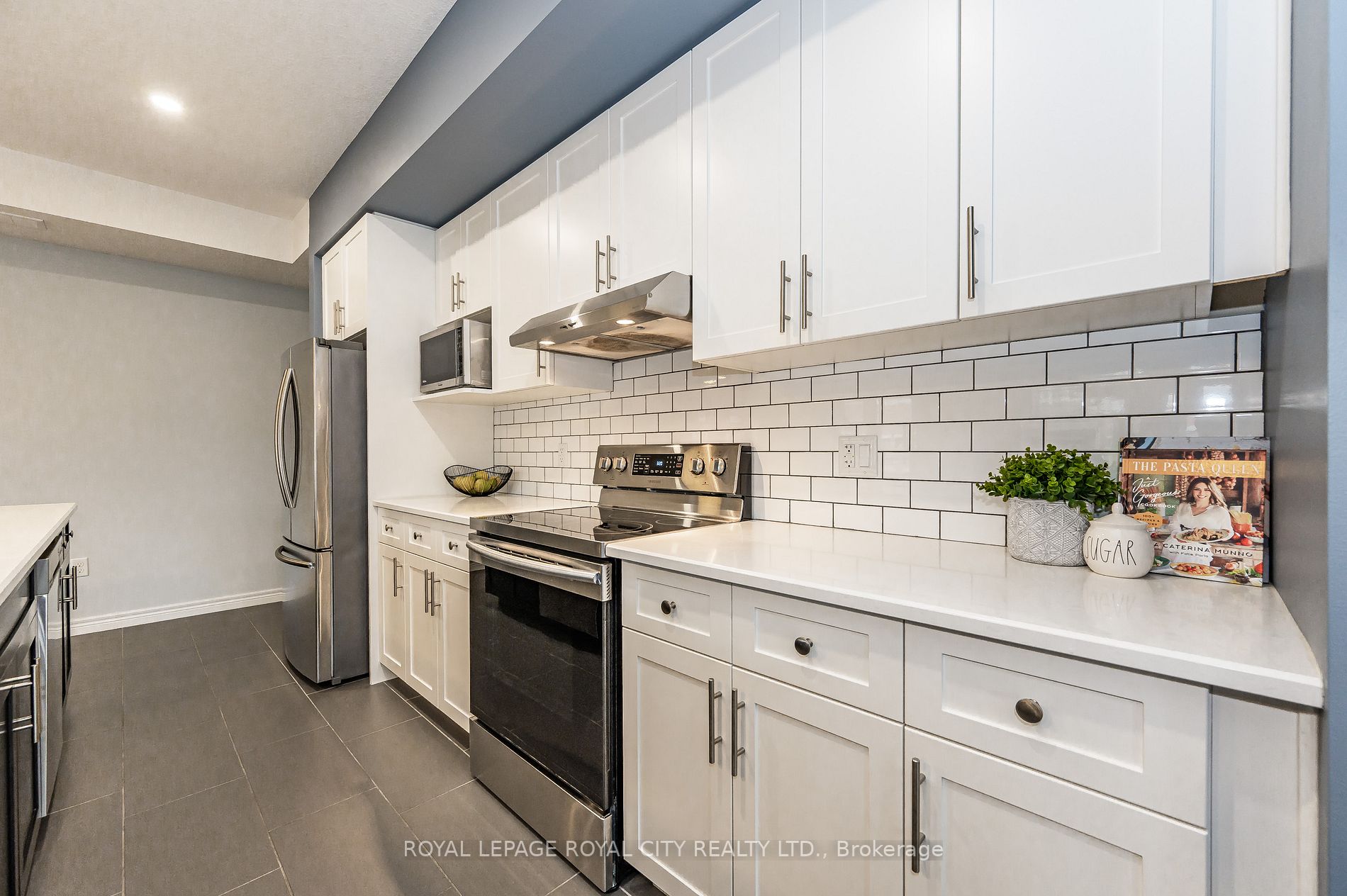 39 Kay Crescent, #41