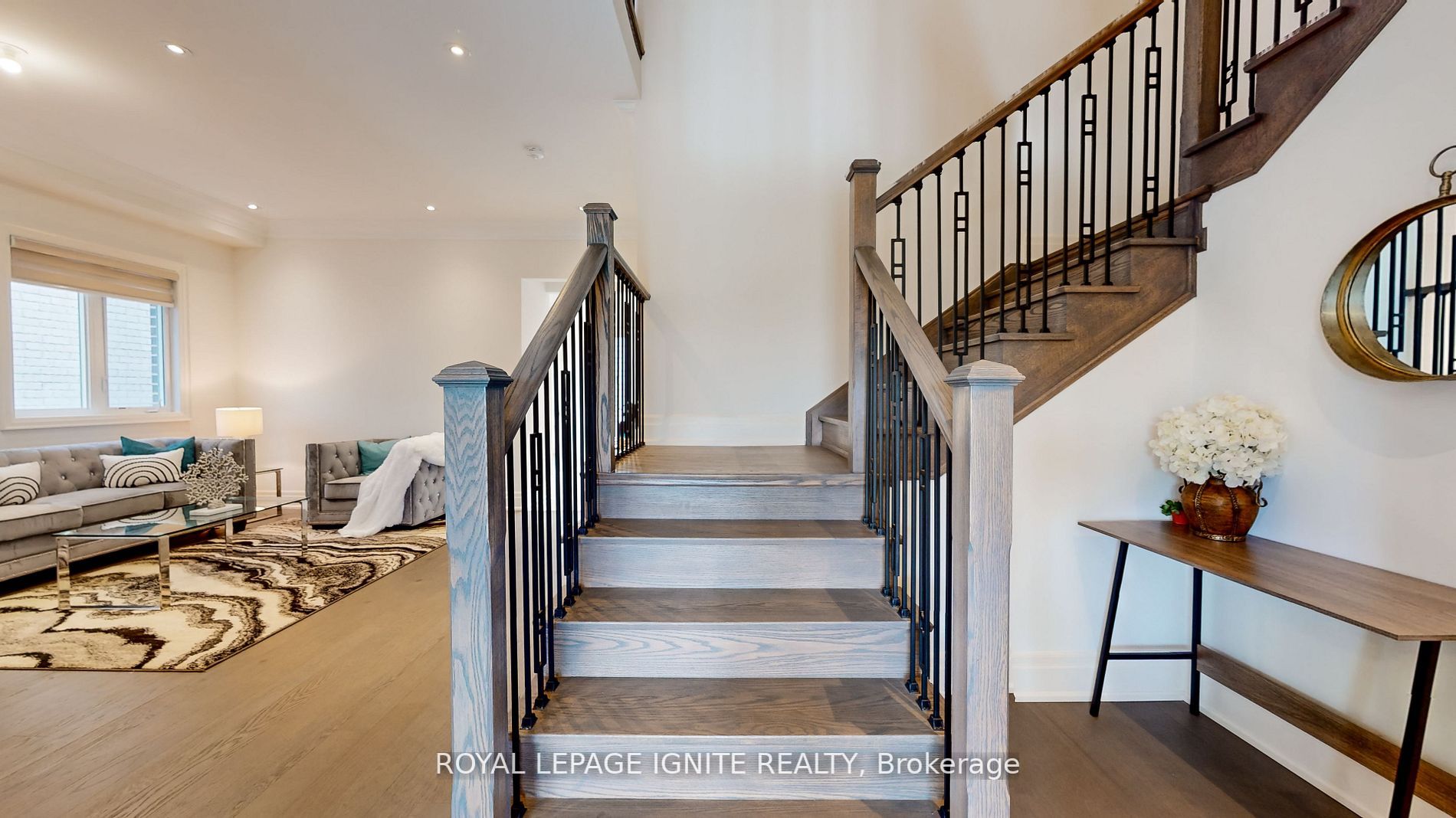 122 Great Falls Blvd