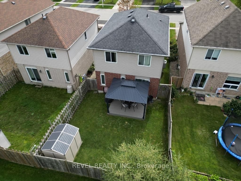 1055 Marquette Dr
