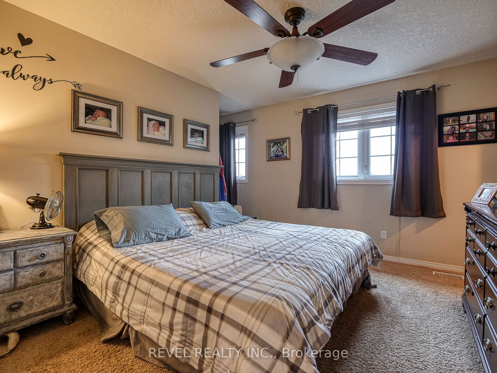1055 Marquette Dr