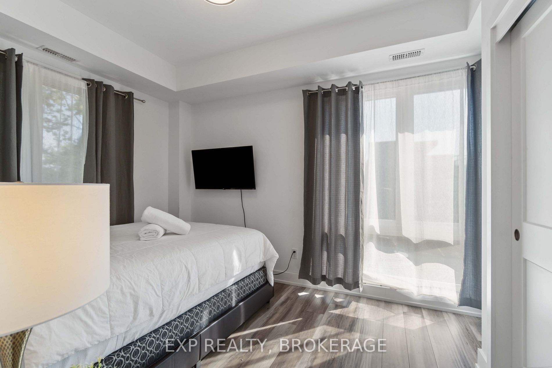 6065 Mcleod Rd, #306