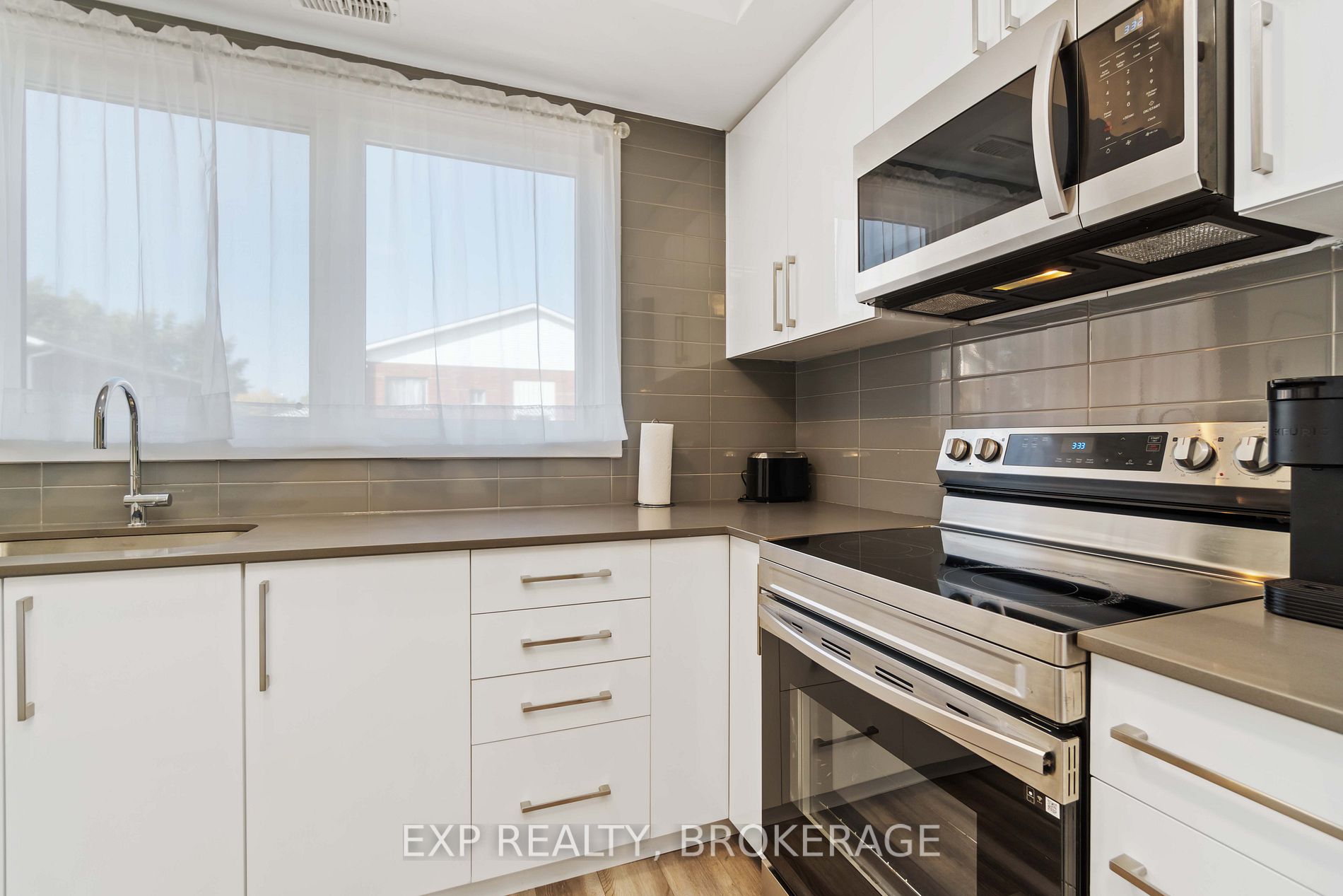 6065 Mcleod Rd, #306