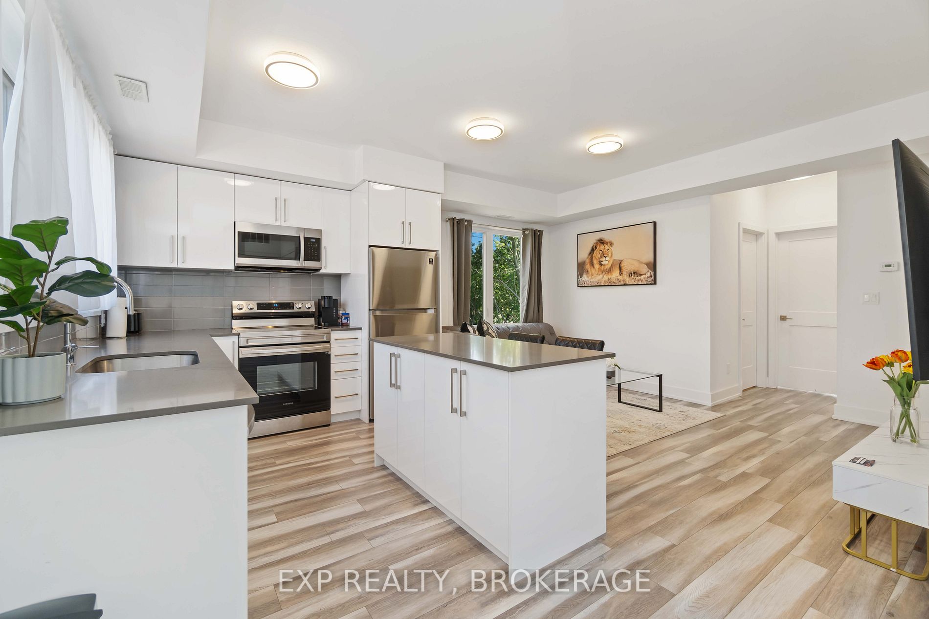 6065 Mcleod Rd, #306