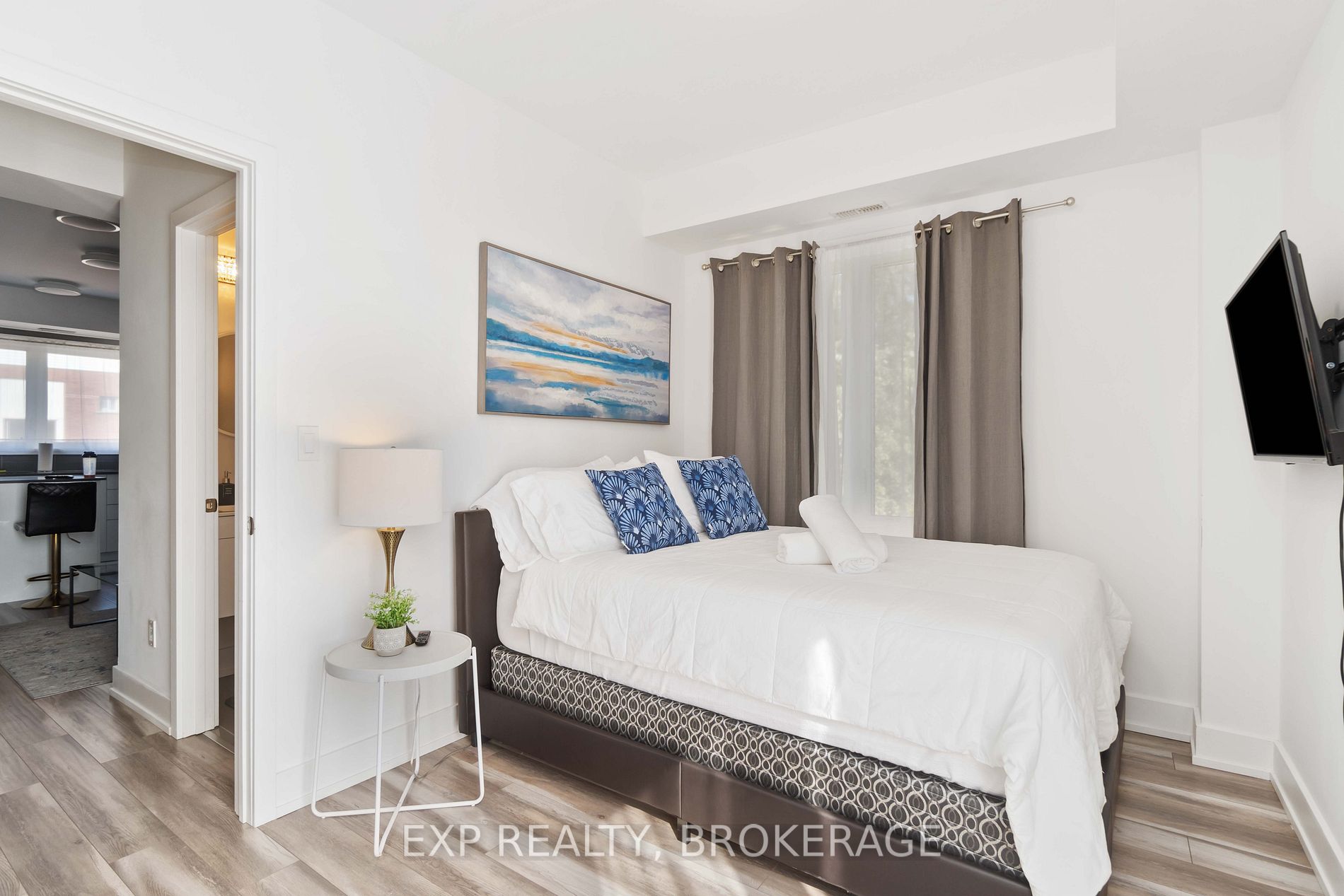 6065 Mcleod Rd, #306