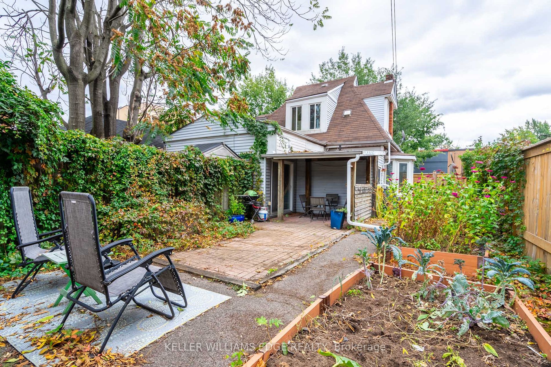 68 Ferguson Ave S
