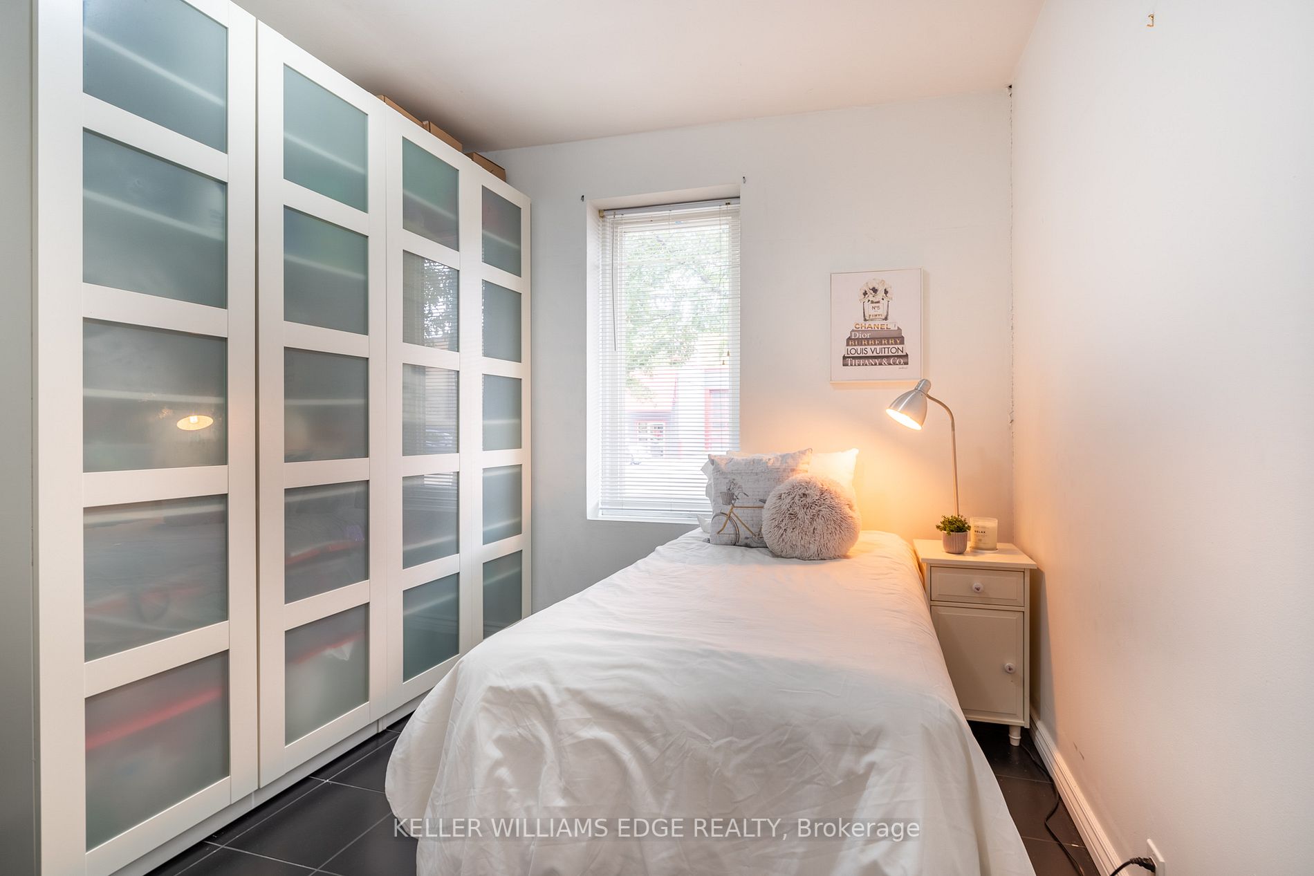68 Ferguson Ave S