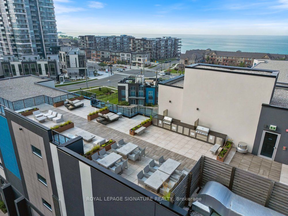 10 Concord Pl, #412