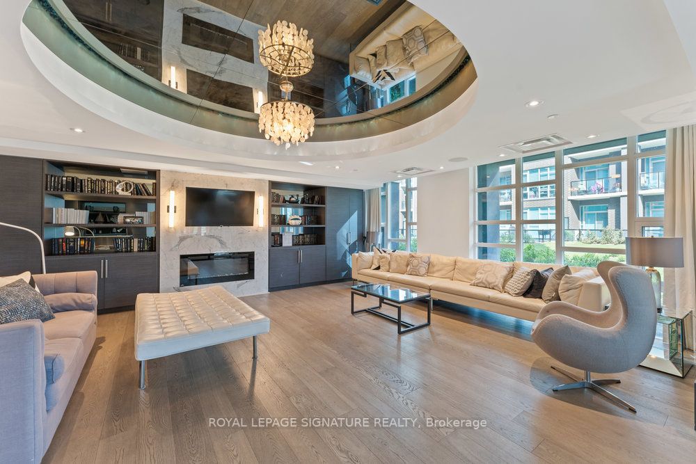 10 Concord Pl, #412