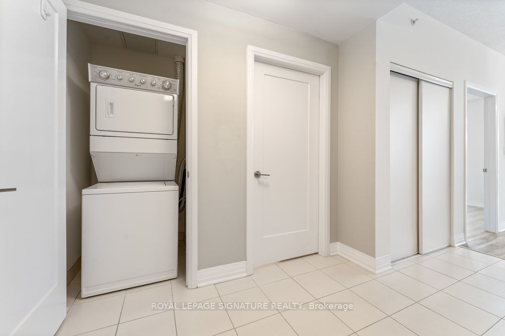 10 Concord Pl, #412