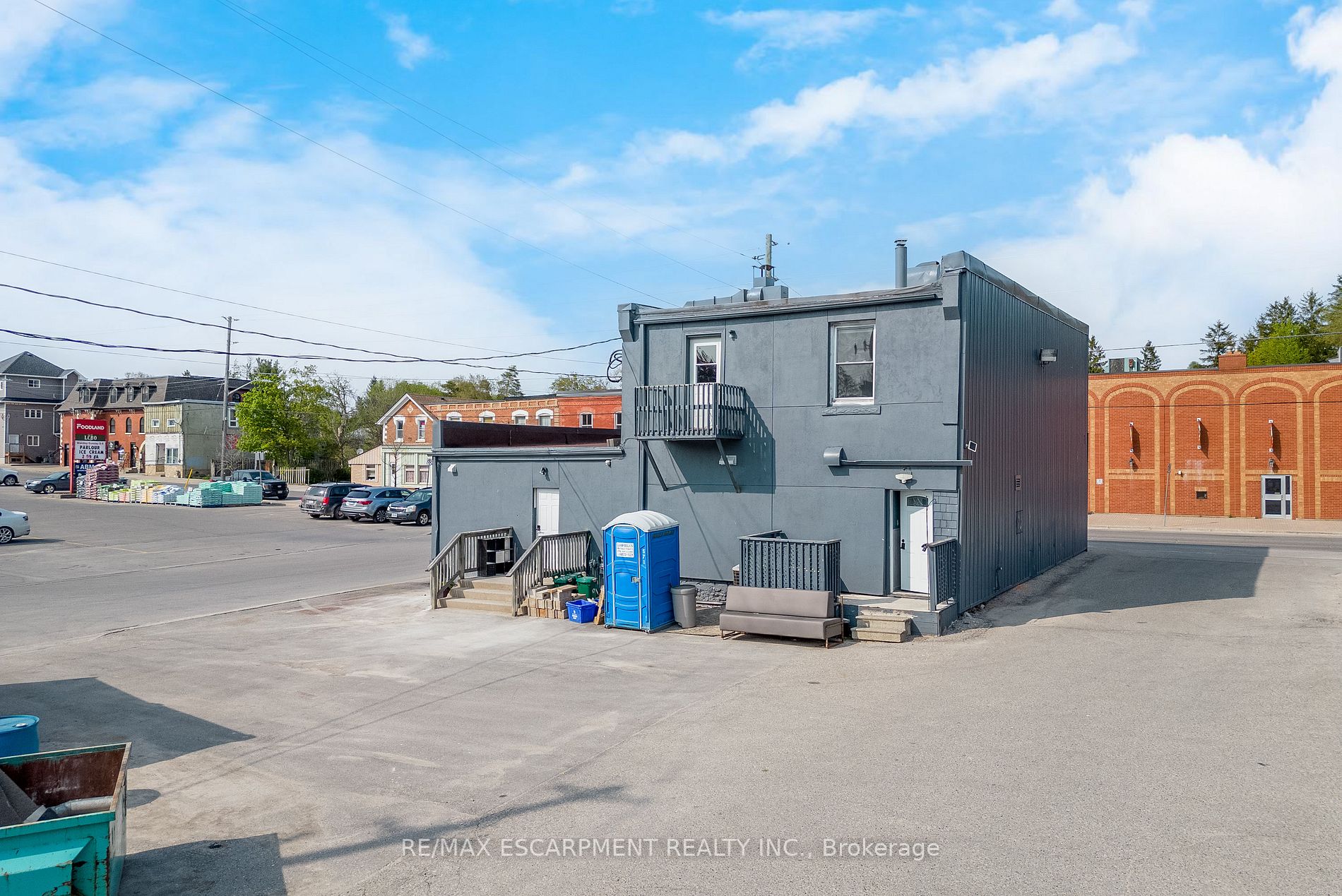 100 Trafalgar Road