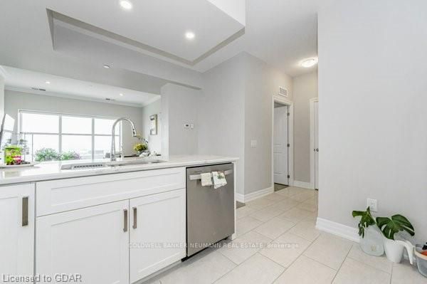 1878 Gordon Street, #1103