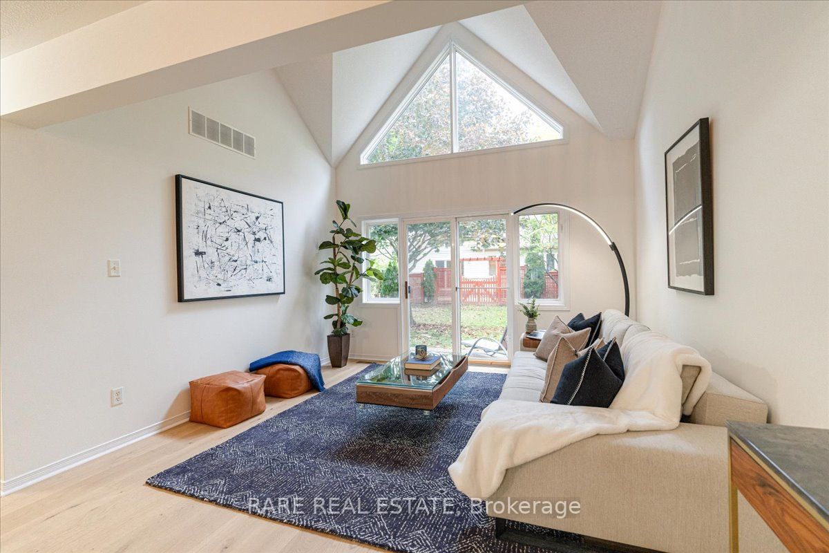 212 Stonehenge Dr, #39