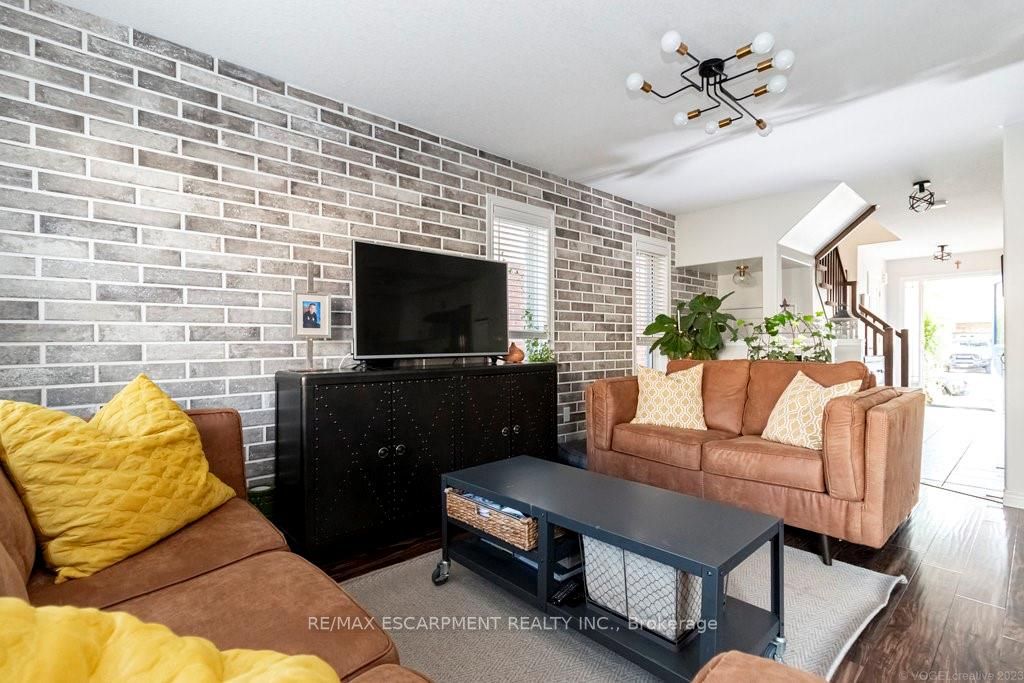 208 WESTBANK Trail