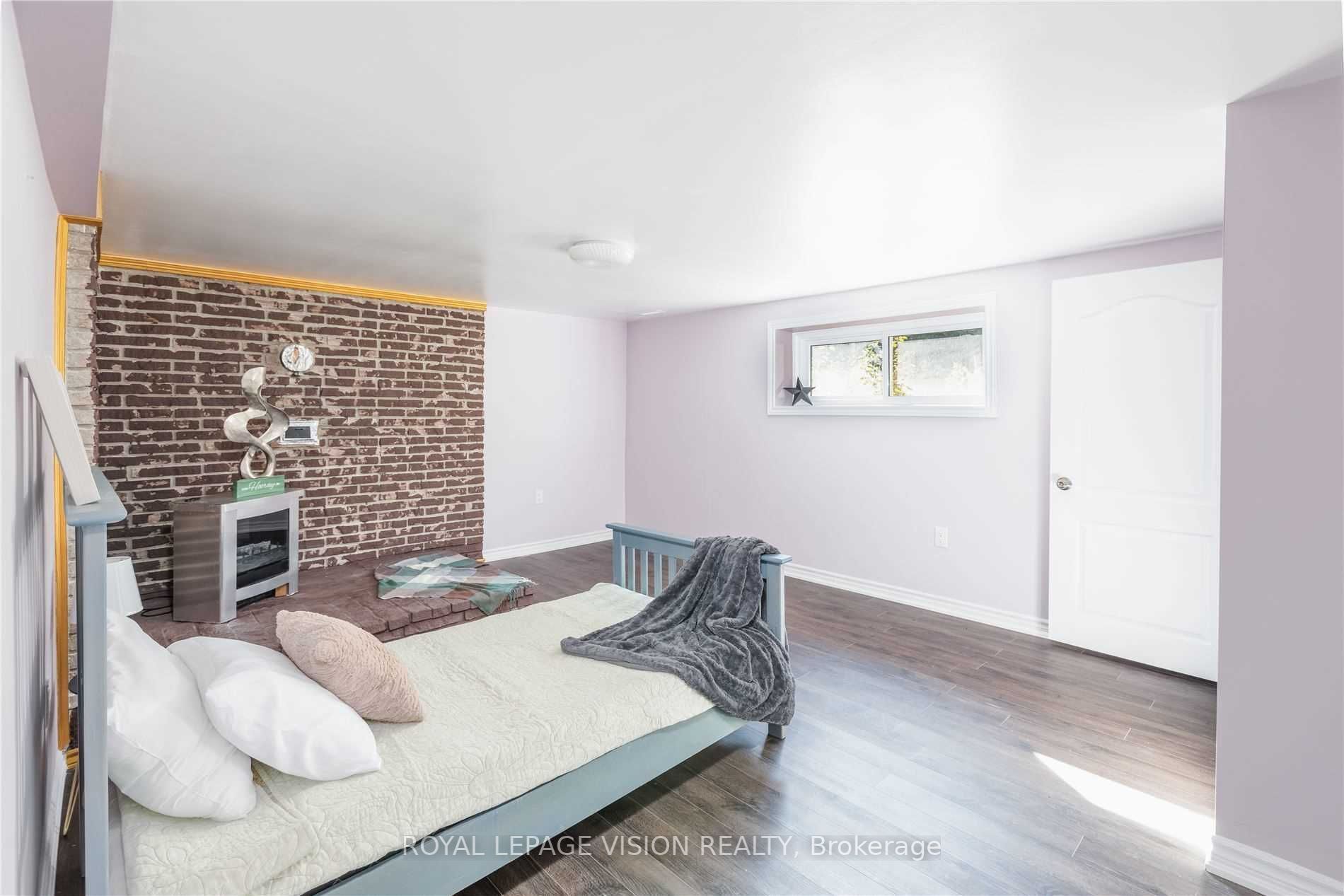 197 Sturgeon Glen Rd