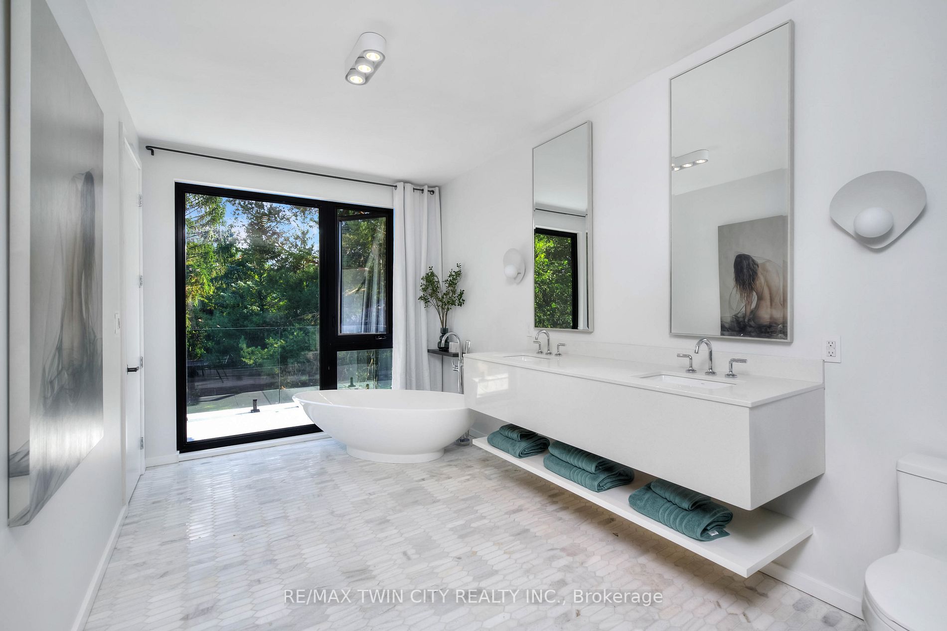 261 Whitmore Dr