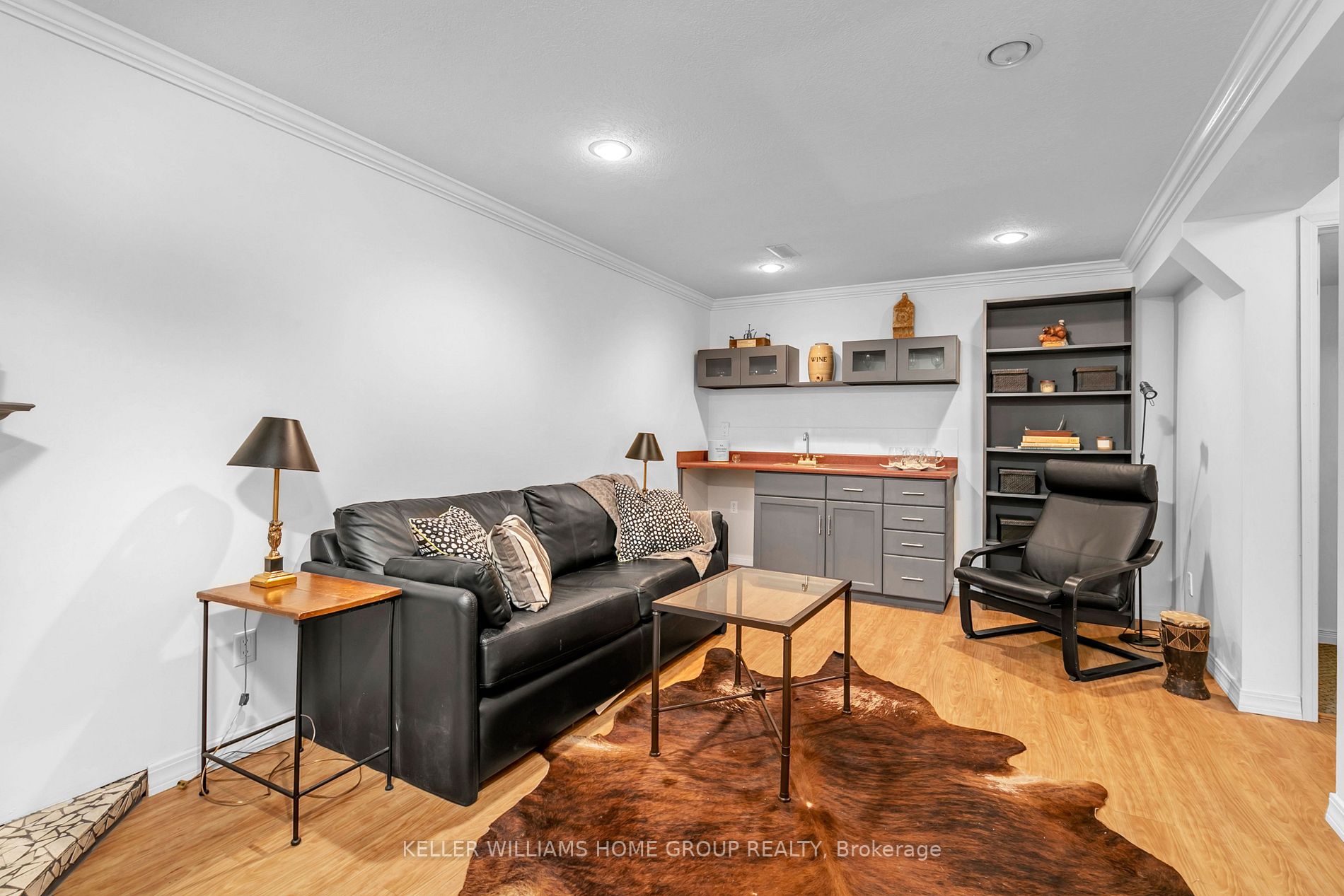 12 Lyle Place