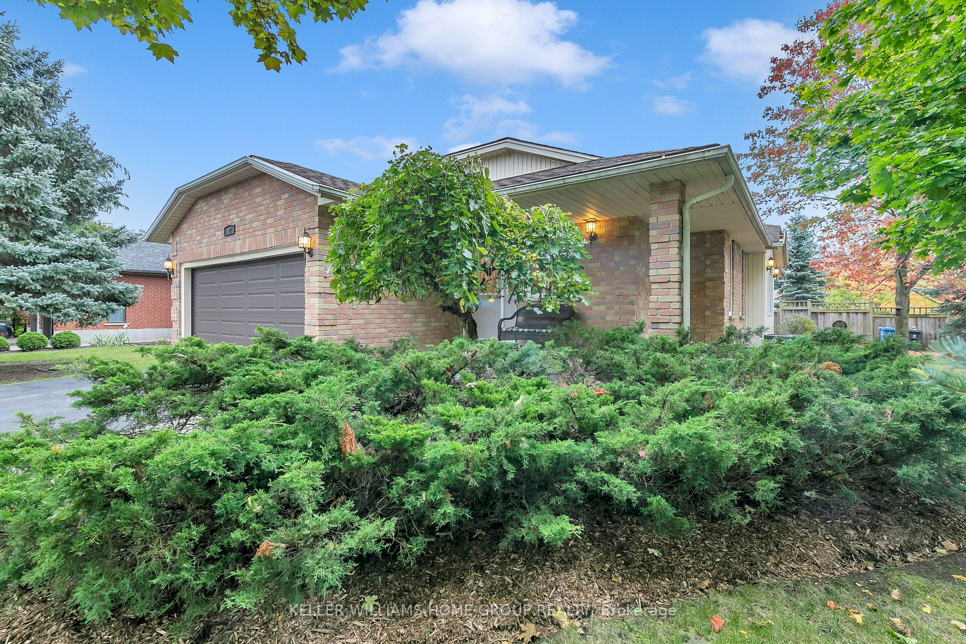 12 Lyle Place