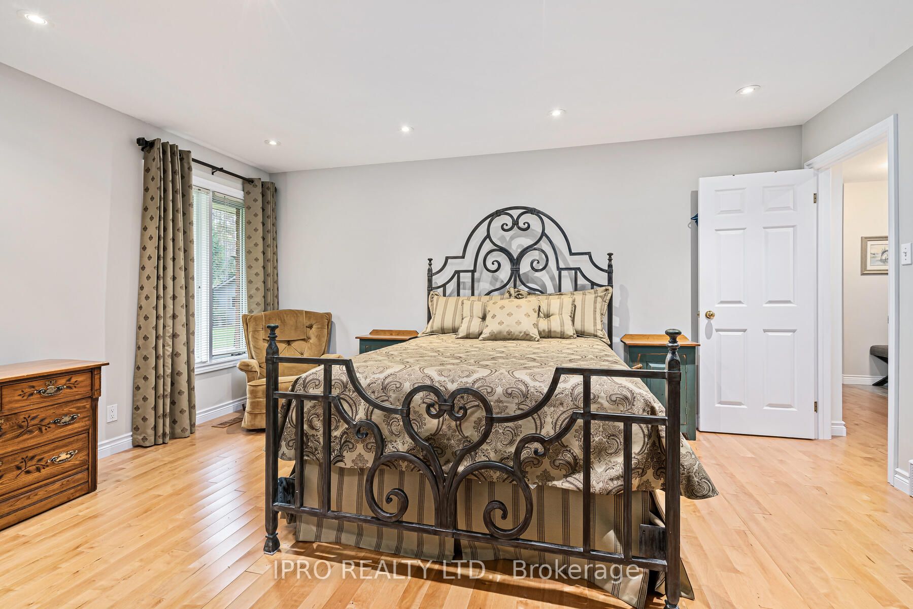 45 Pine Ridge Rd