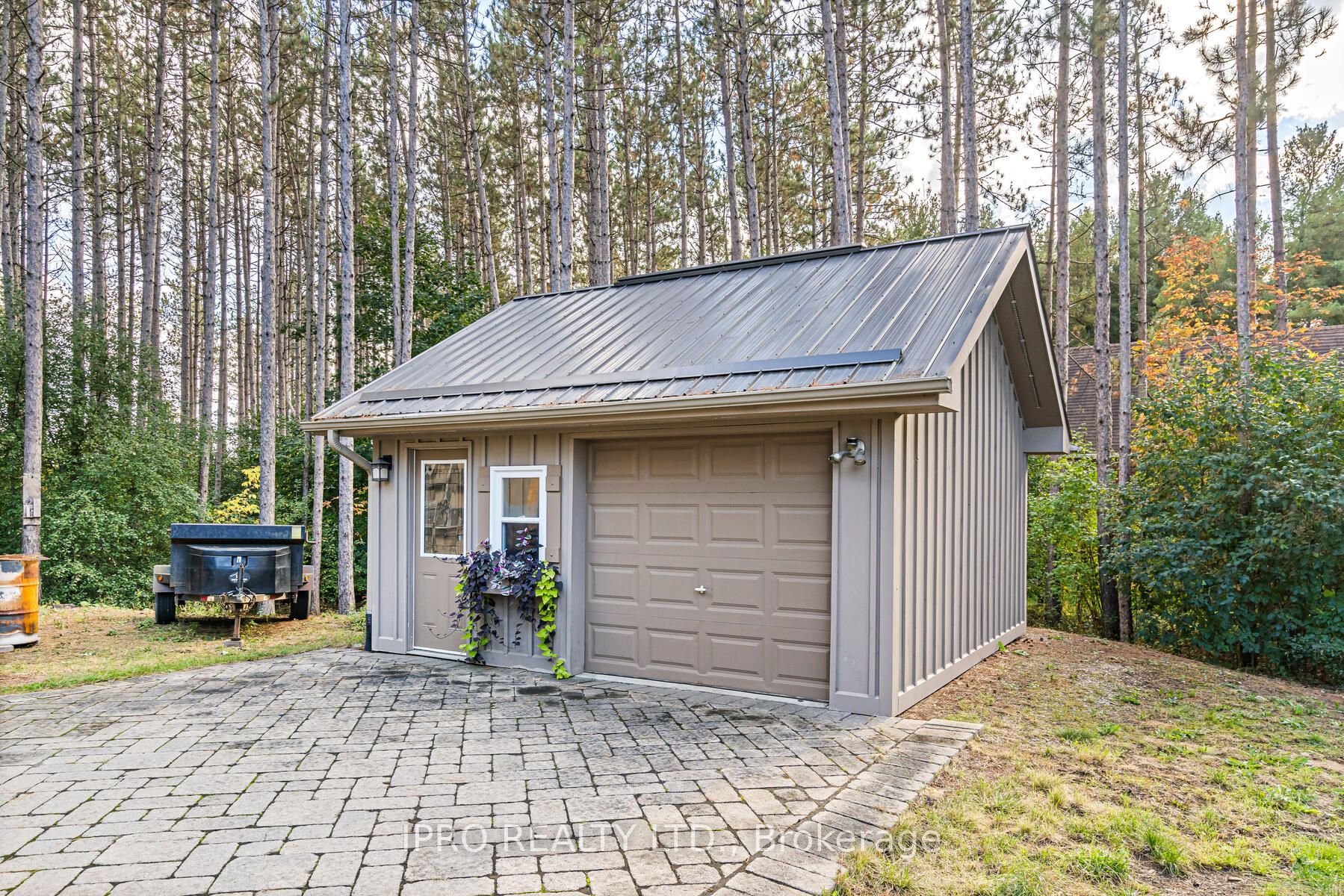 45 Pine Ridge Rd