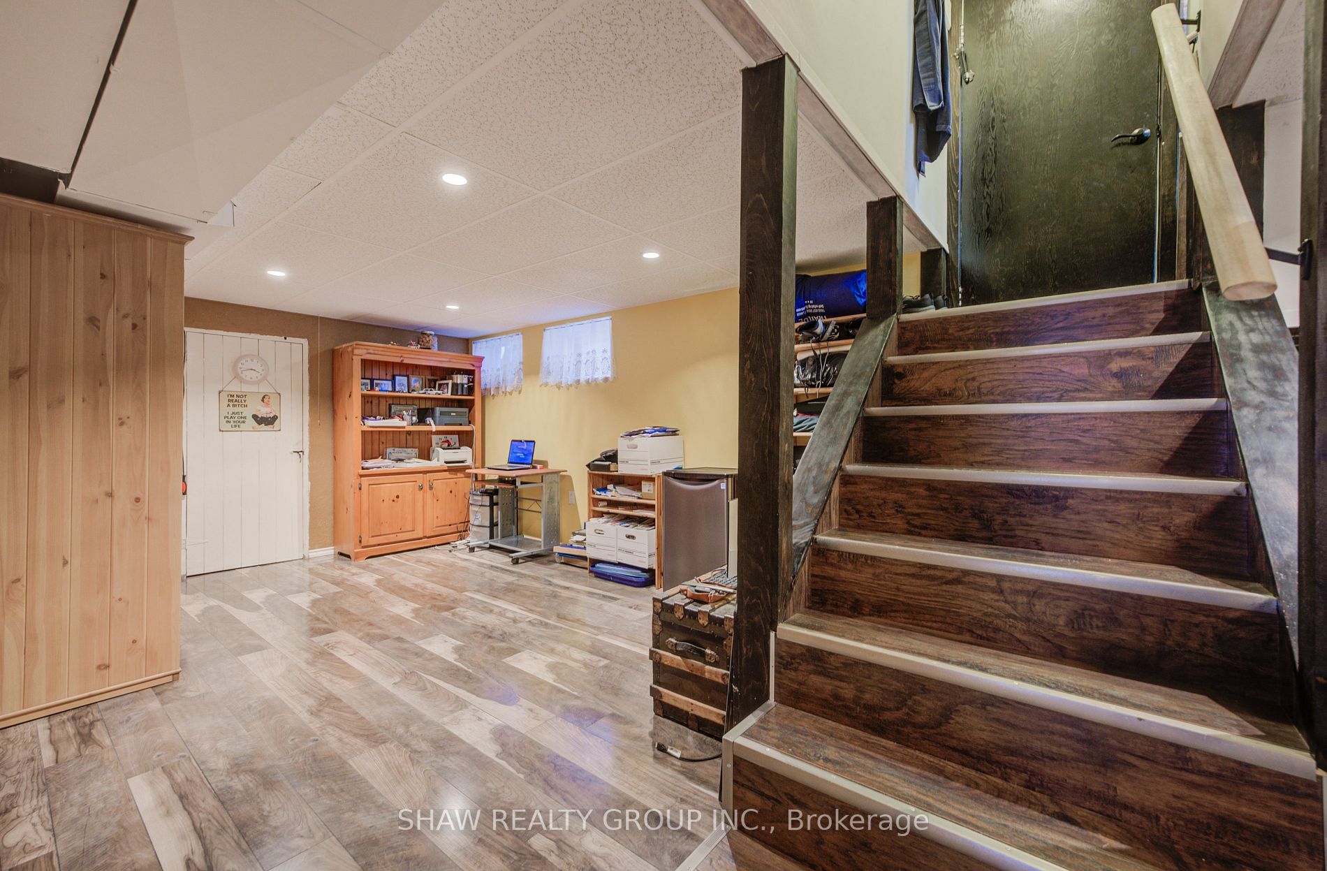 255 Bridgeport Rd E