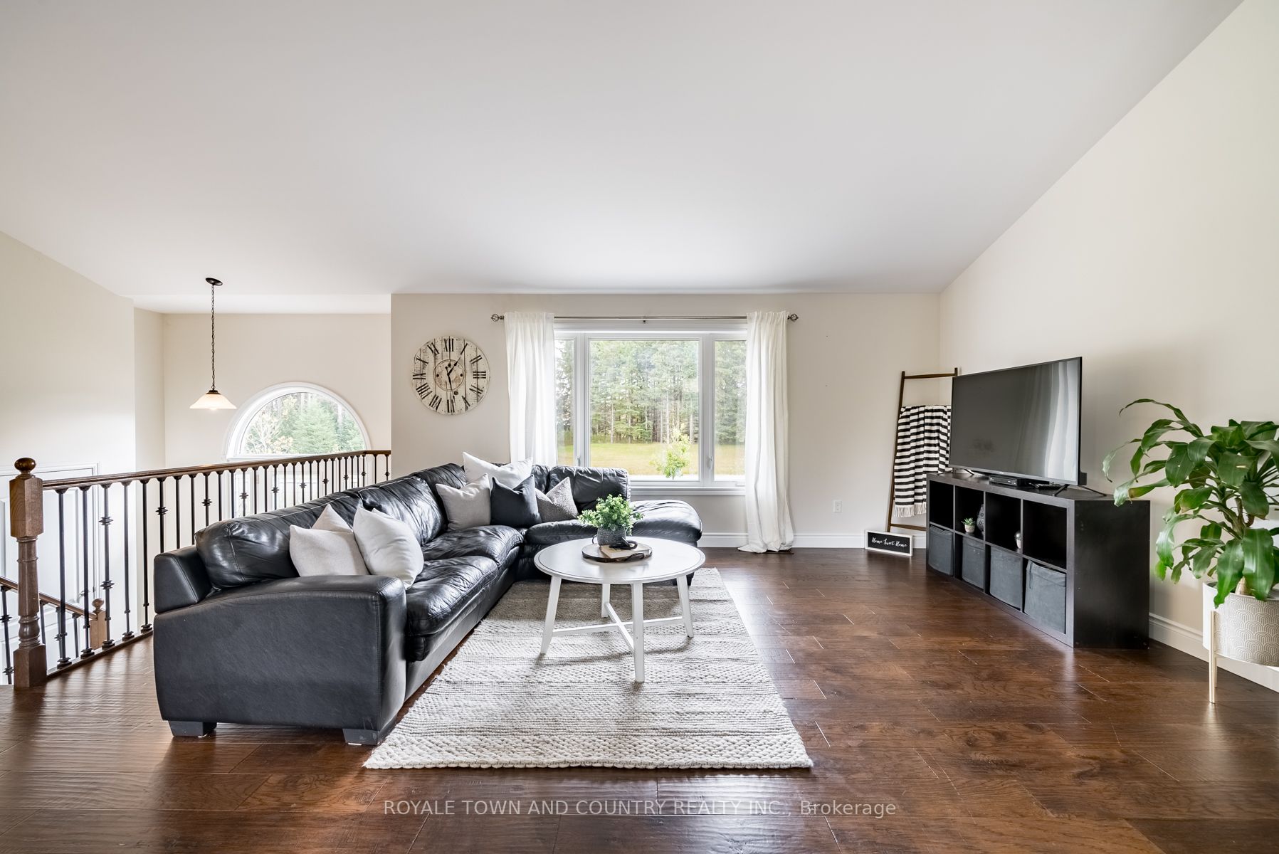 7 Rustlewood Avenue
