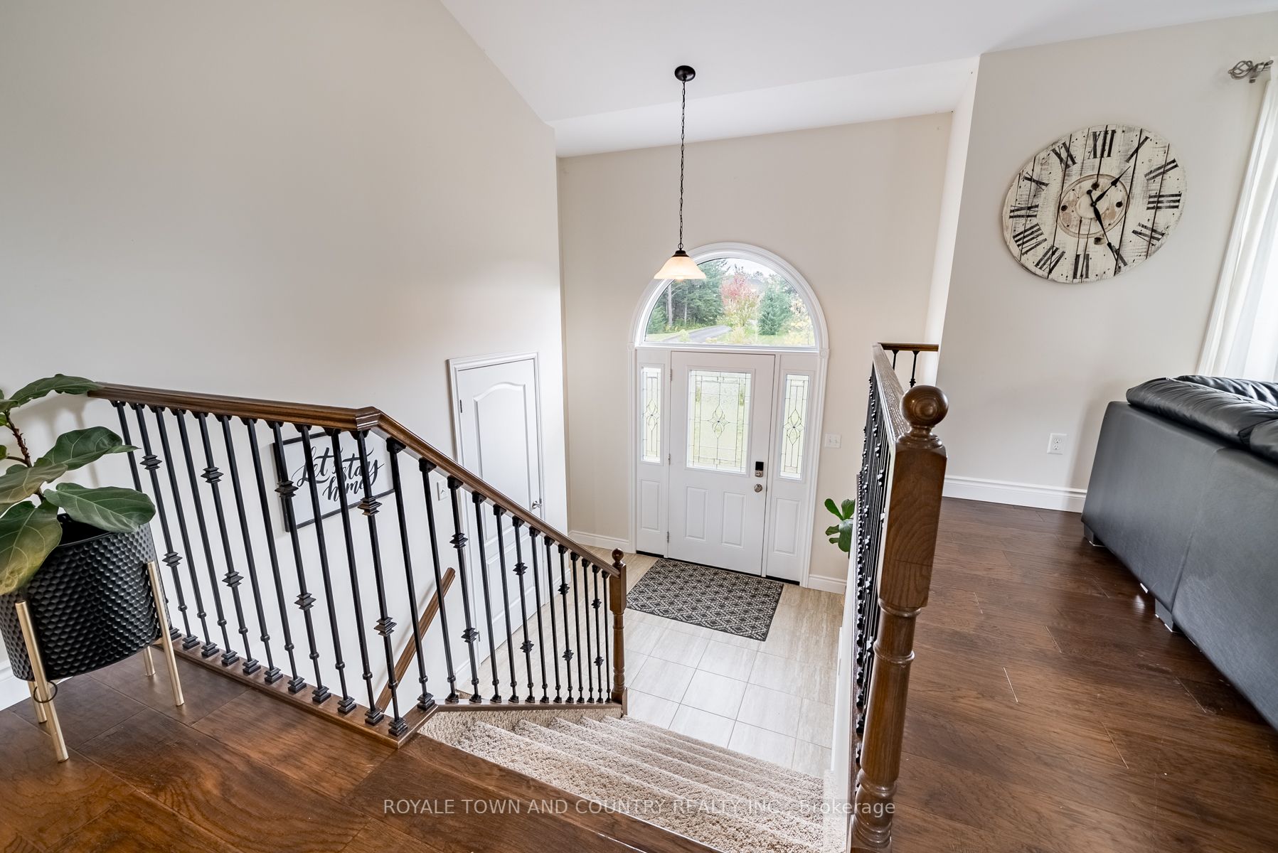 7 Rustlewood Avenue