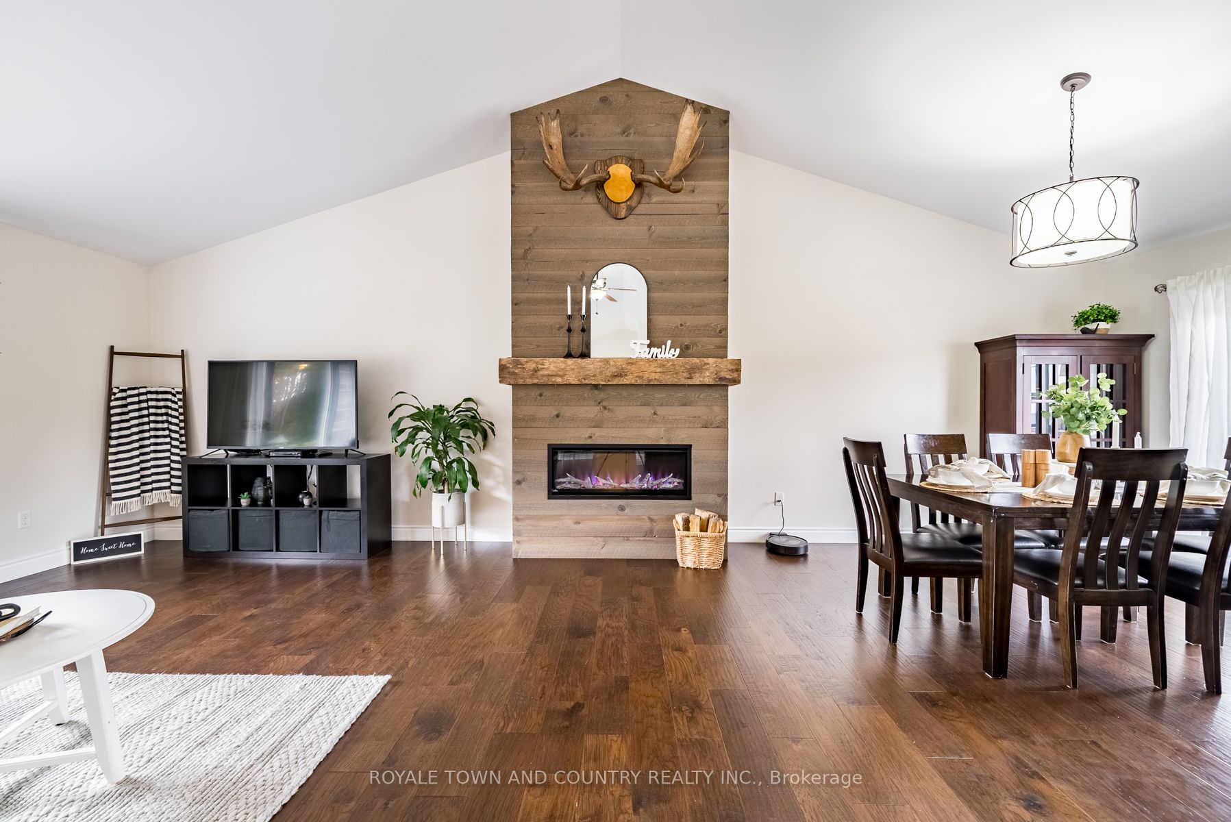 7 Rustlewood Avenue