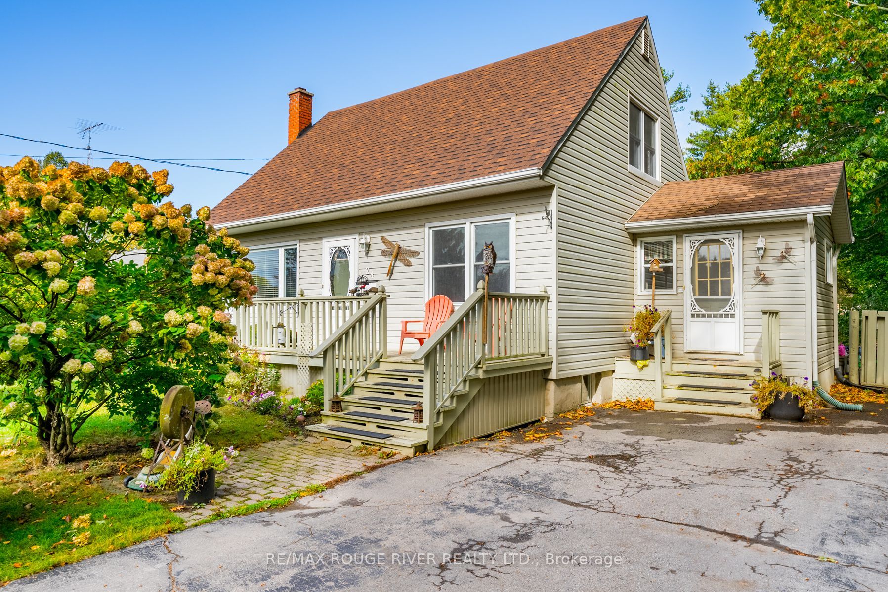 24 Hamilton Avenue