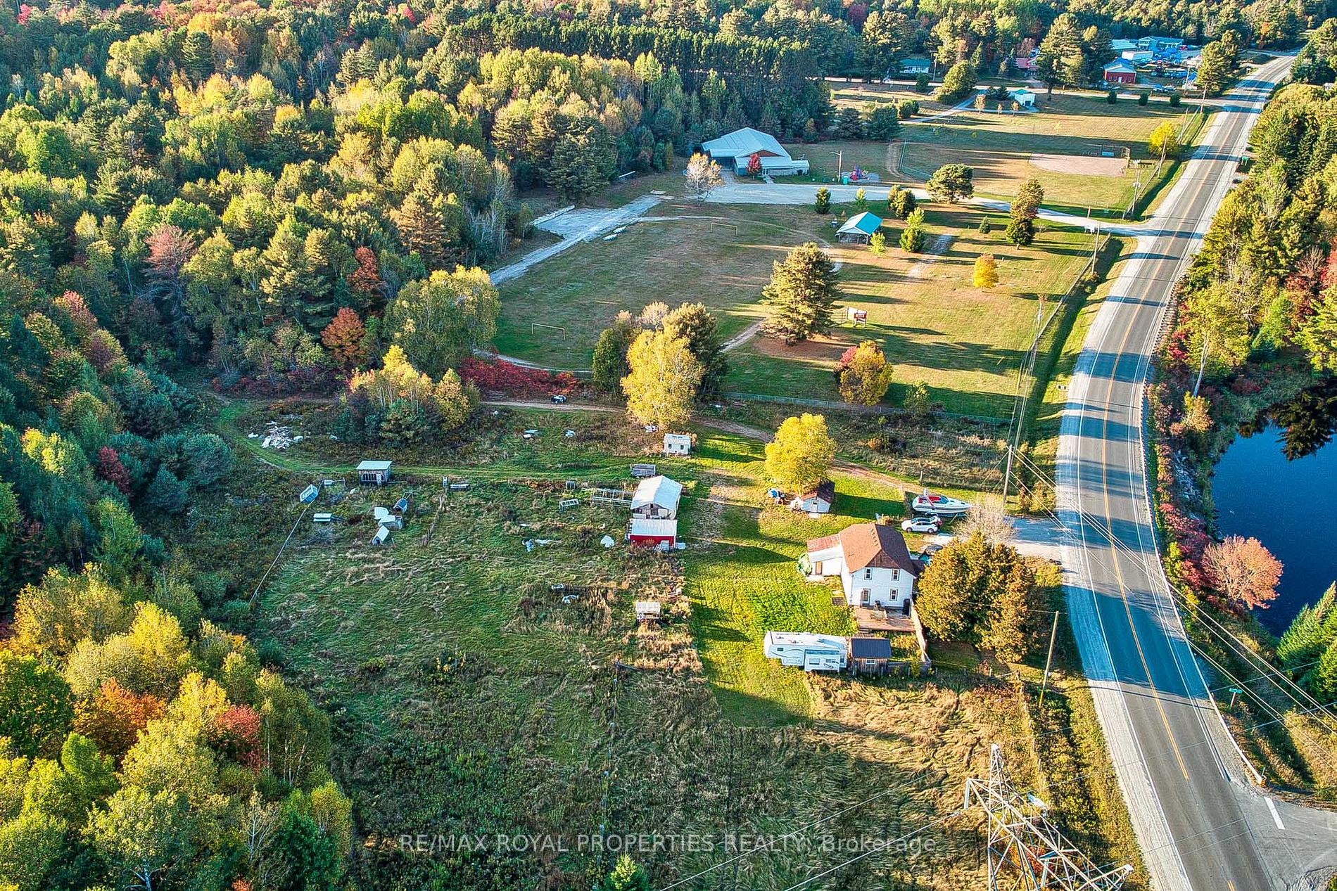 7657 Highway 35