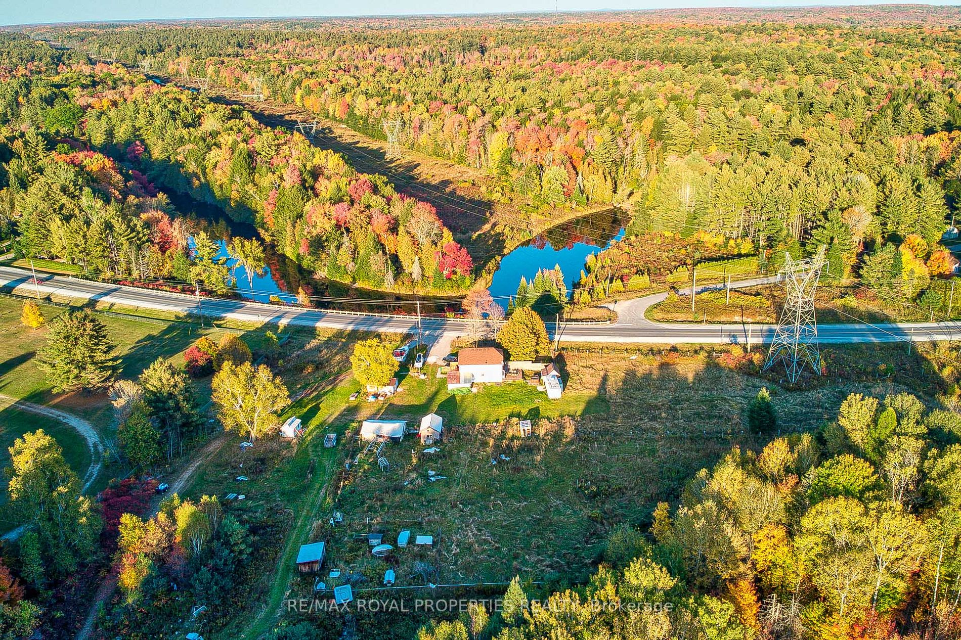 7657 Highway 35