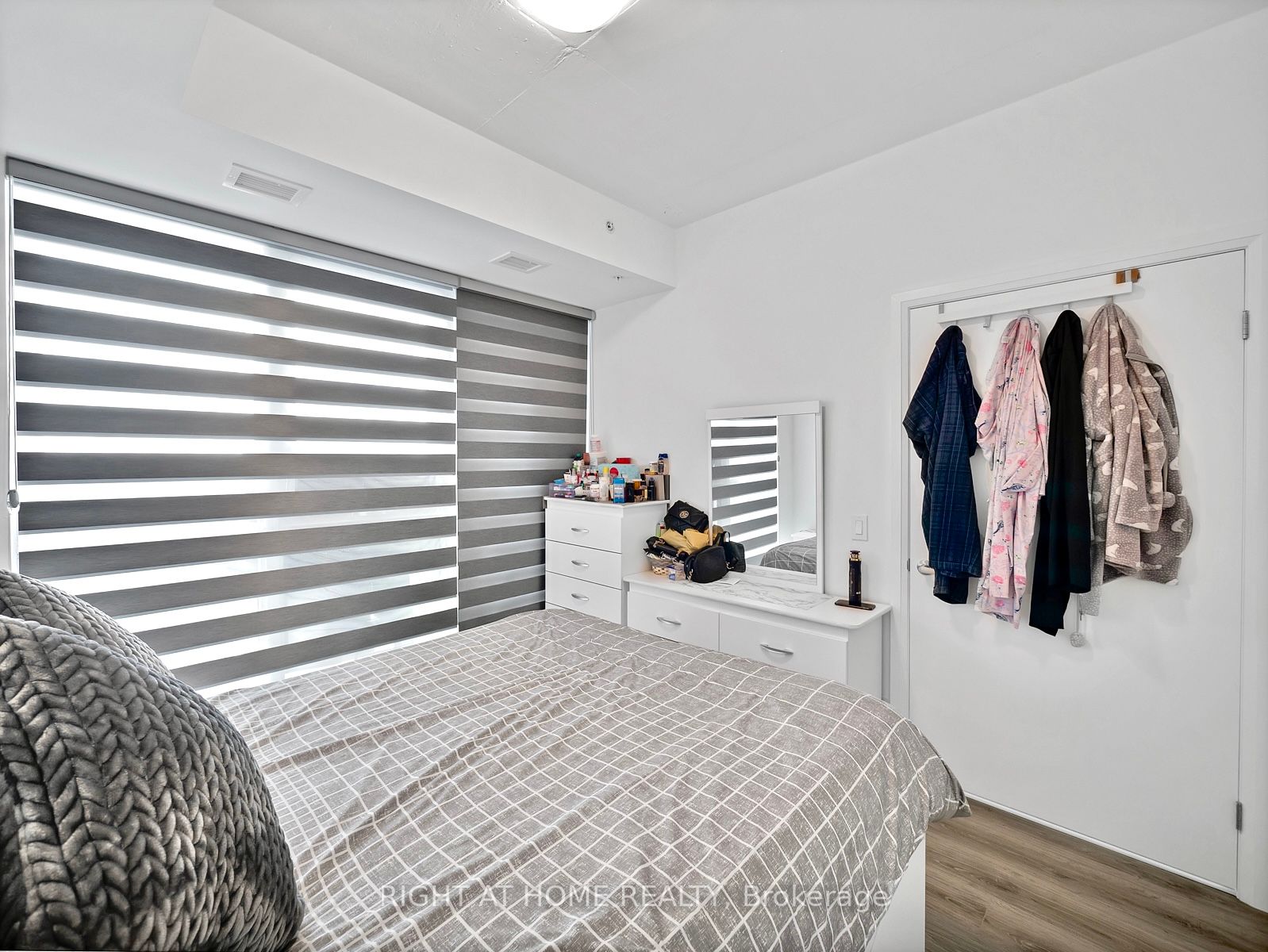 108 Garment St, #2303