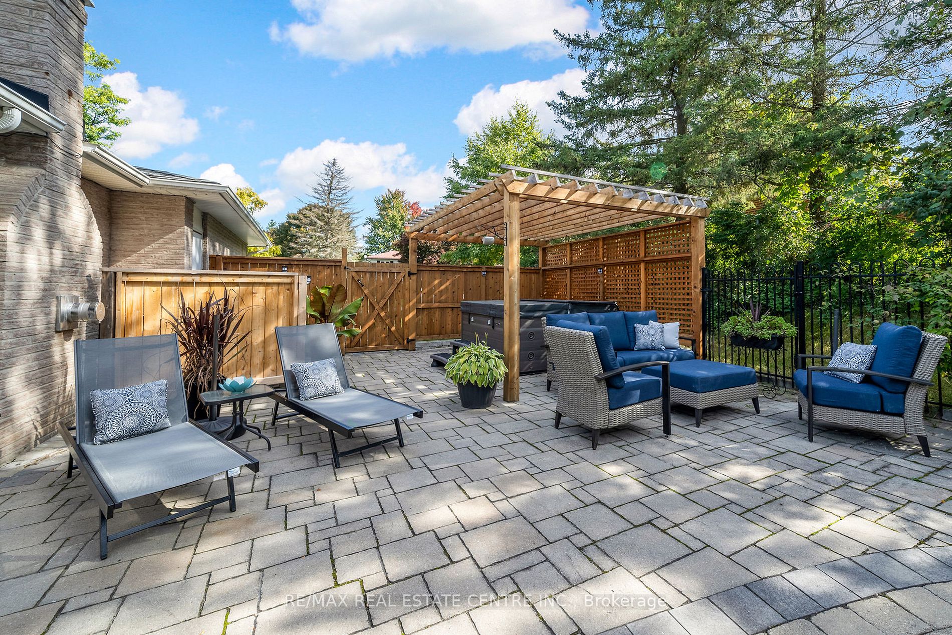26 Delerin Cres