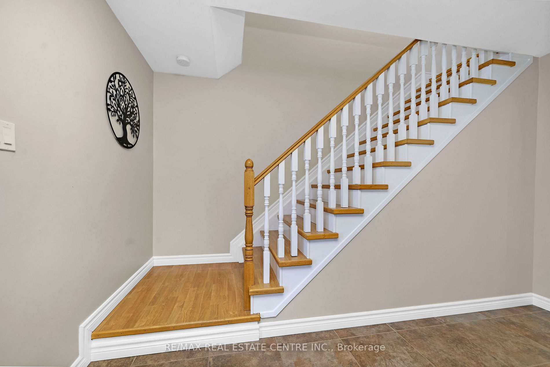 26 Delerin Cres