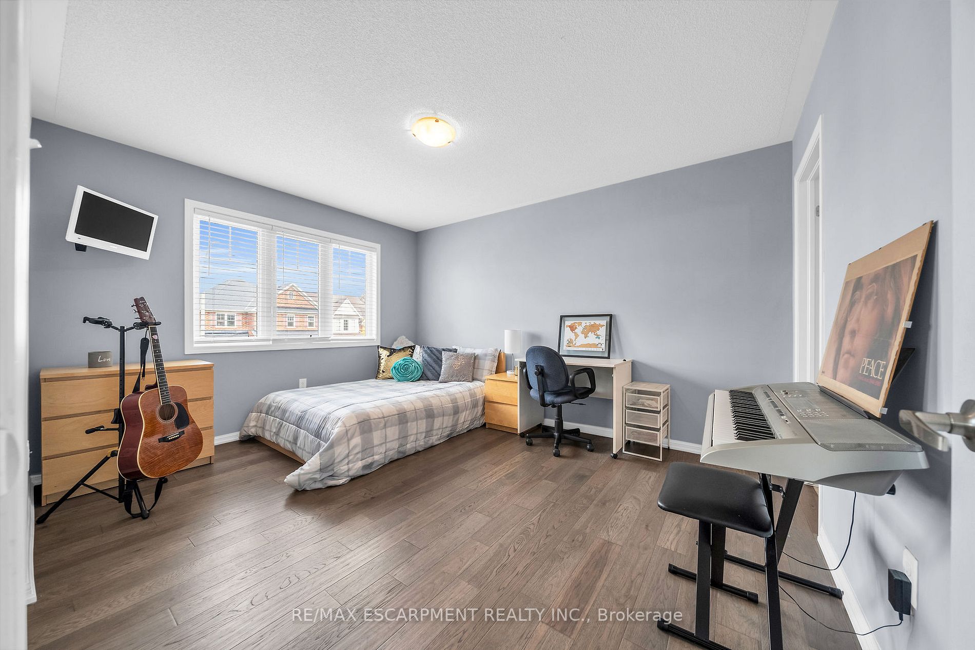 51 Cranston St