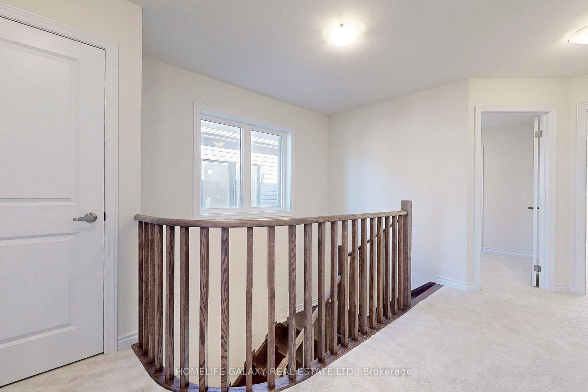 382 Barker Parkway