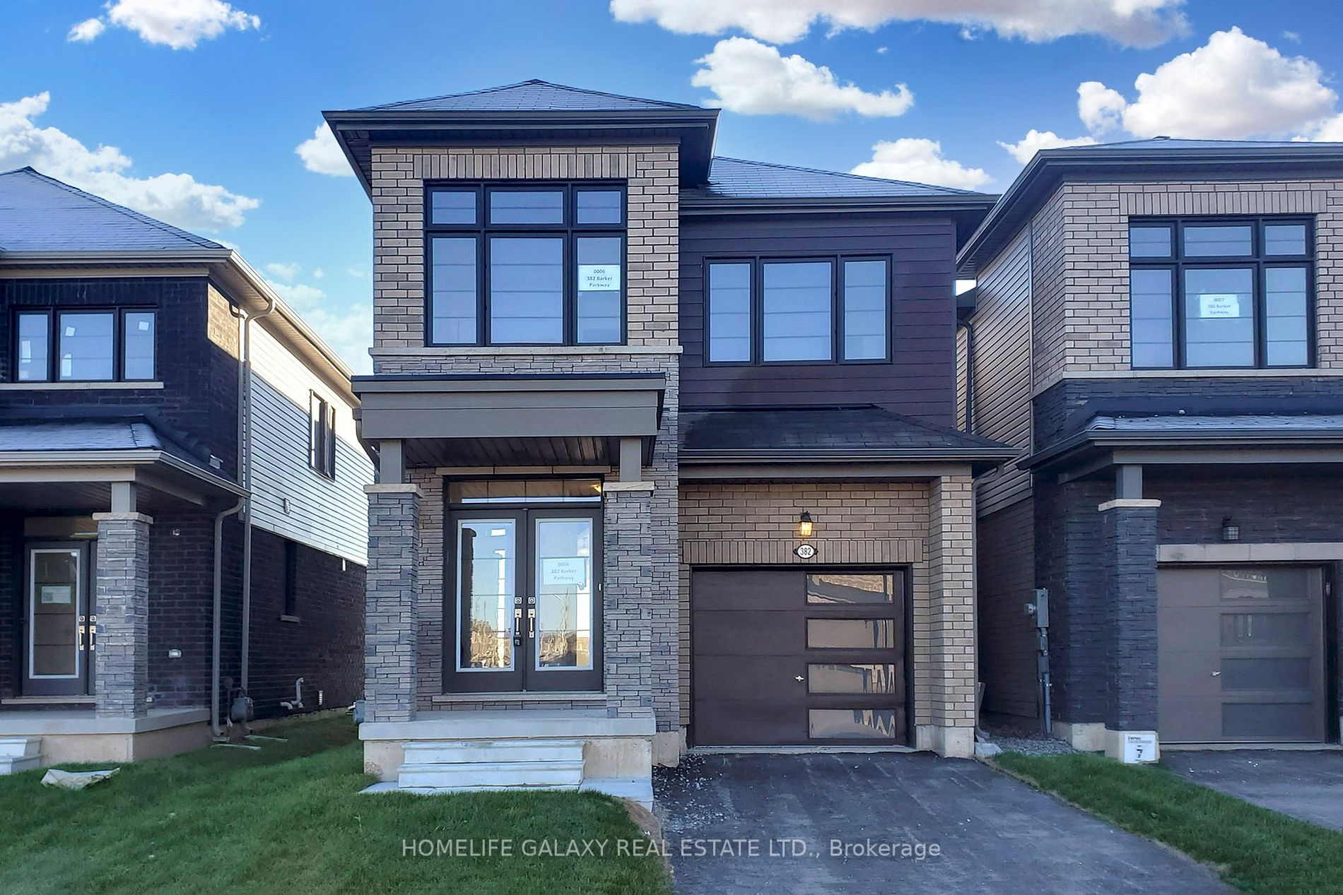 382 Barker Parkway
