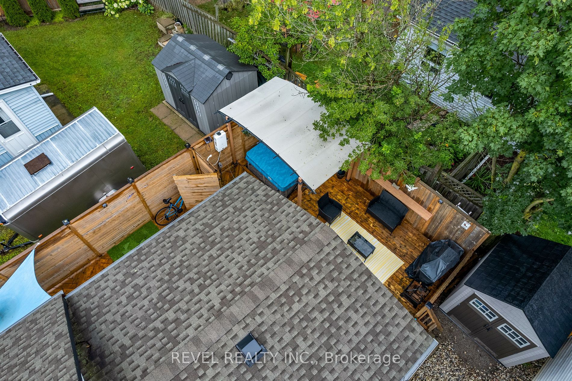 4347 Simcoe St