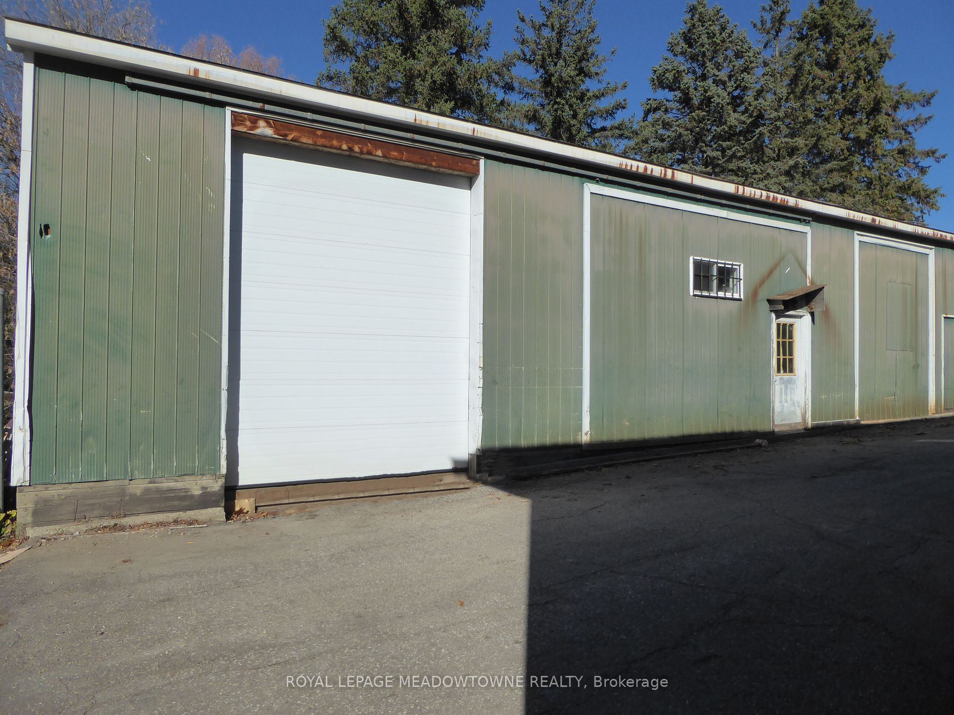 90 Trafalgar Rd