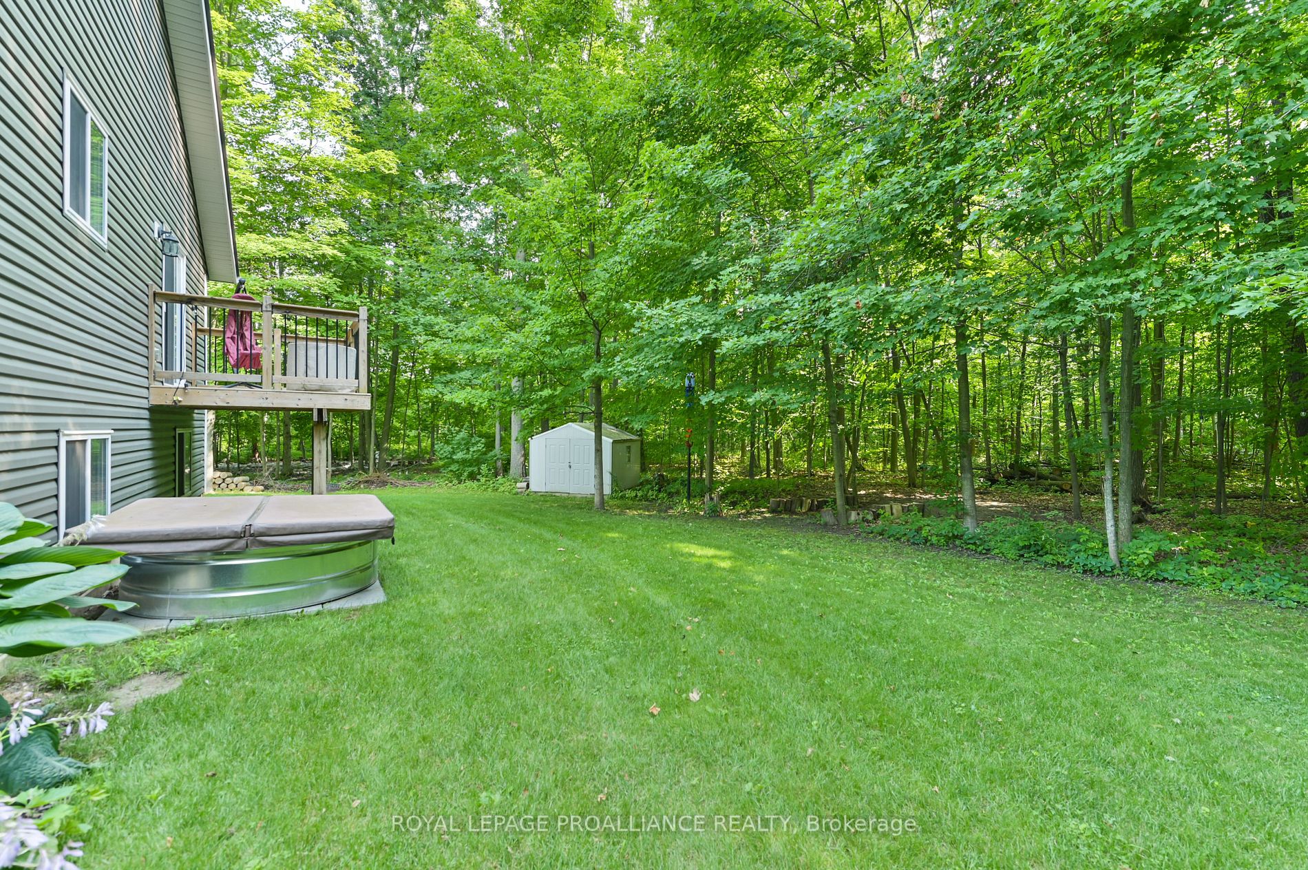 32 Vicari Rd