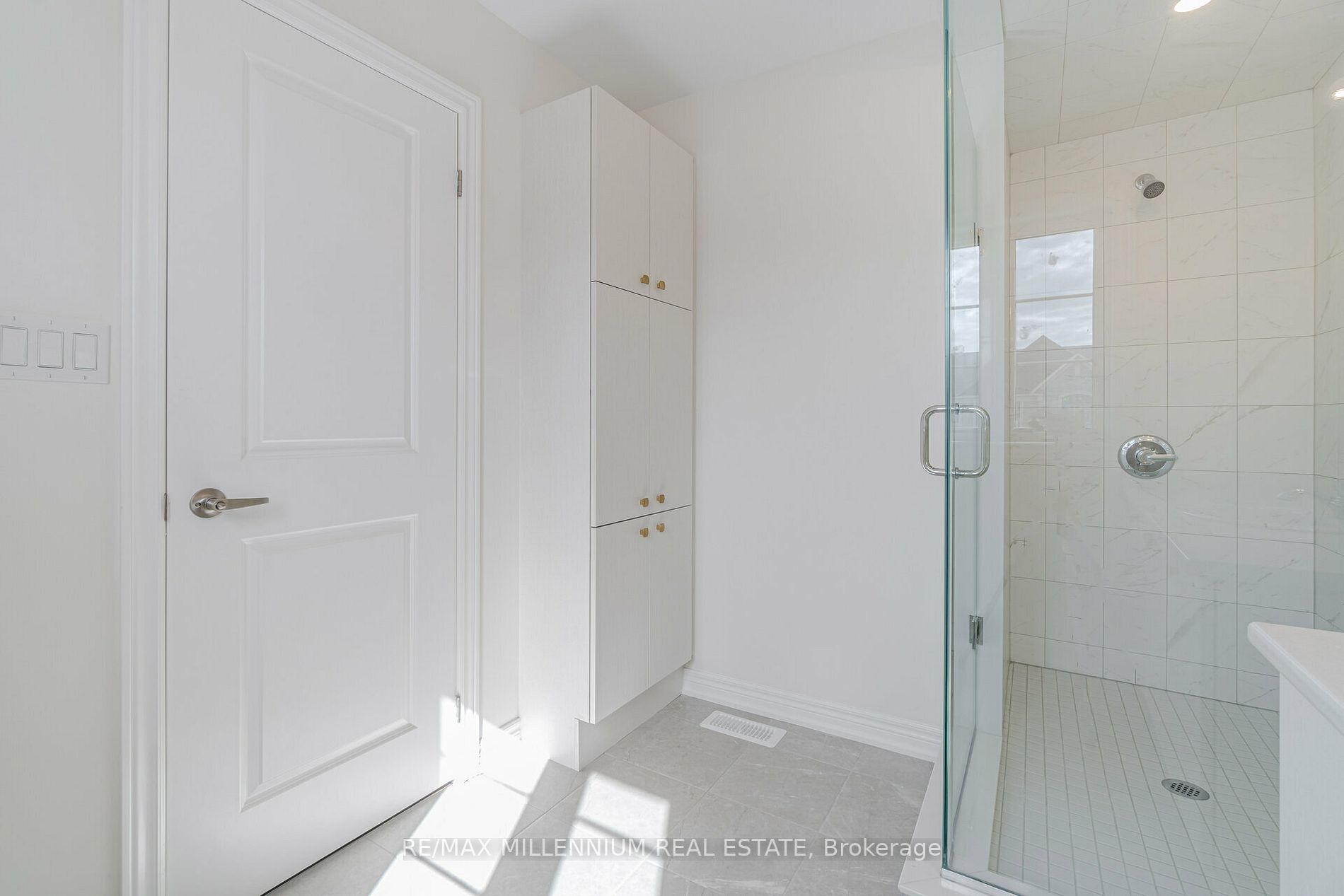 132 Aquasanta Crescent