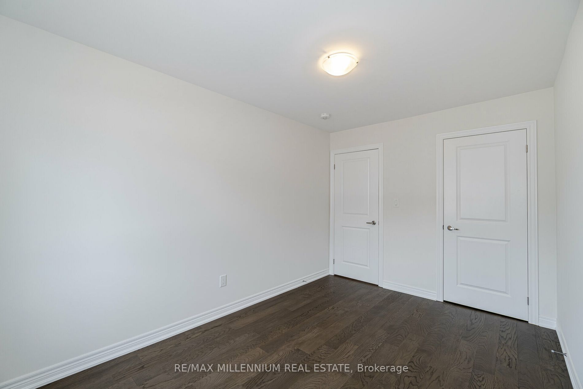 132 Aquasanta Crescent