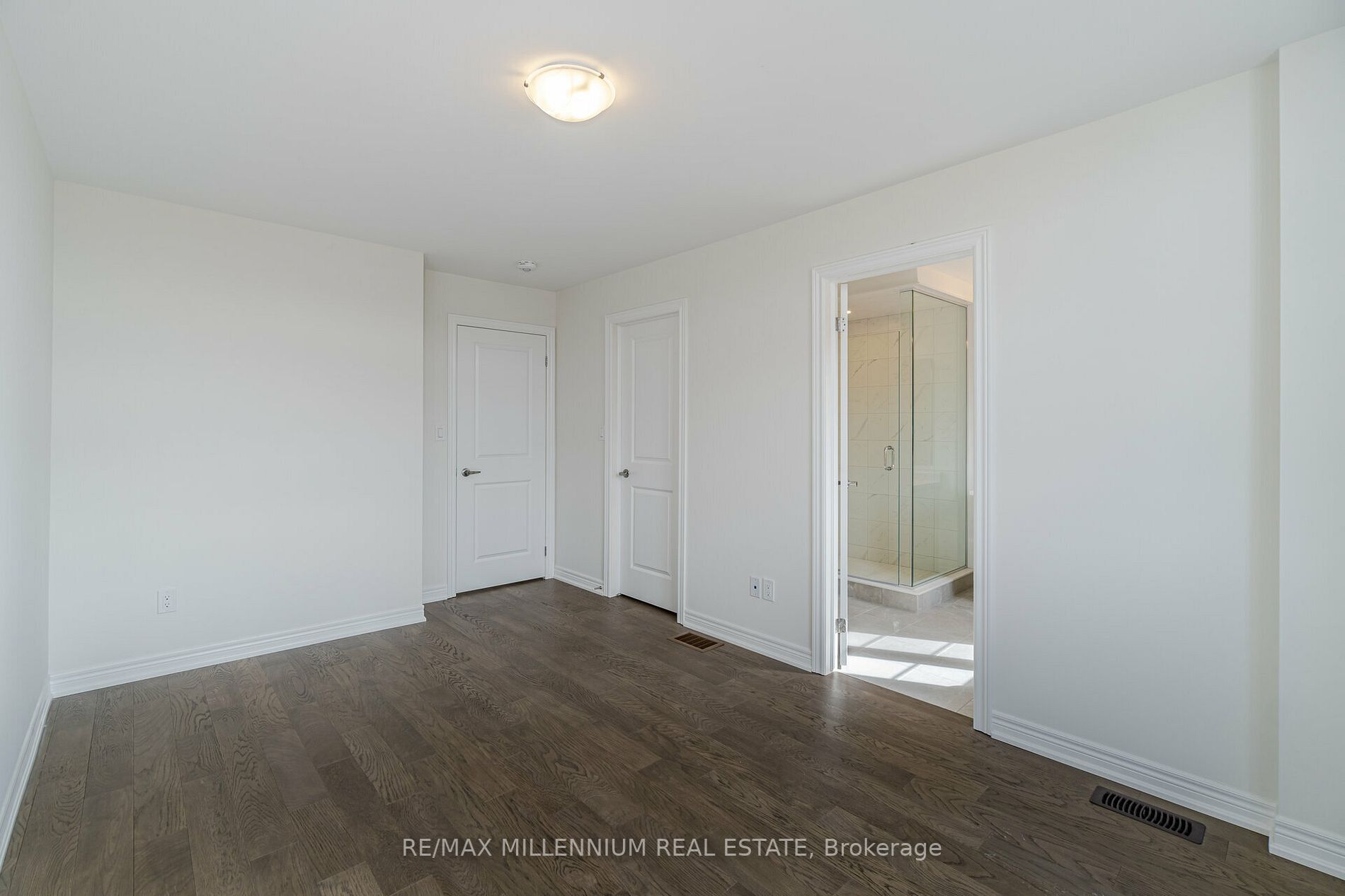 132 Aquasanta Crescent
