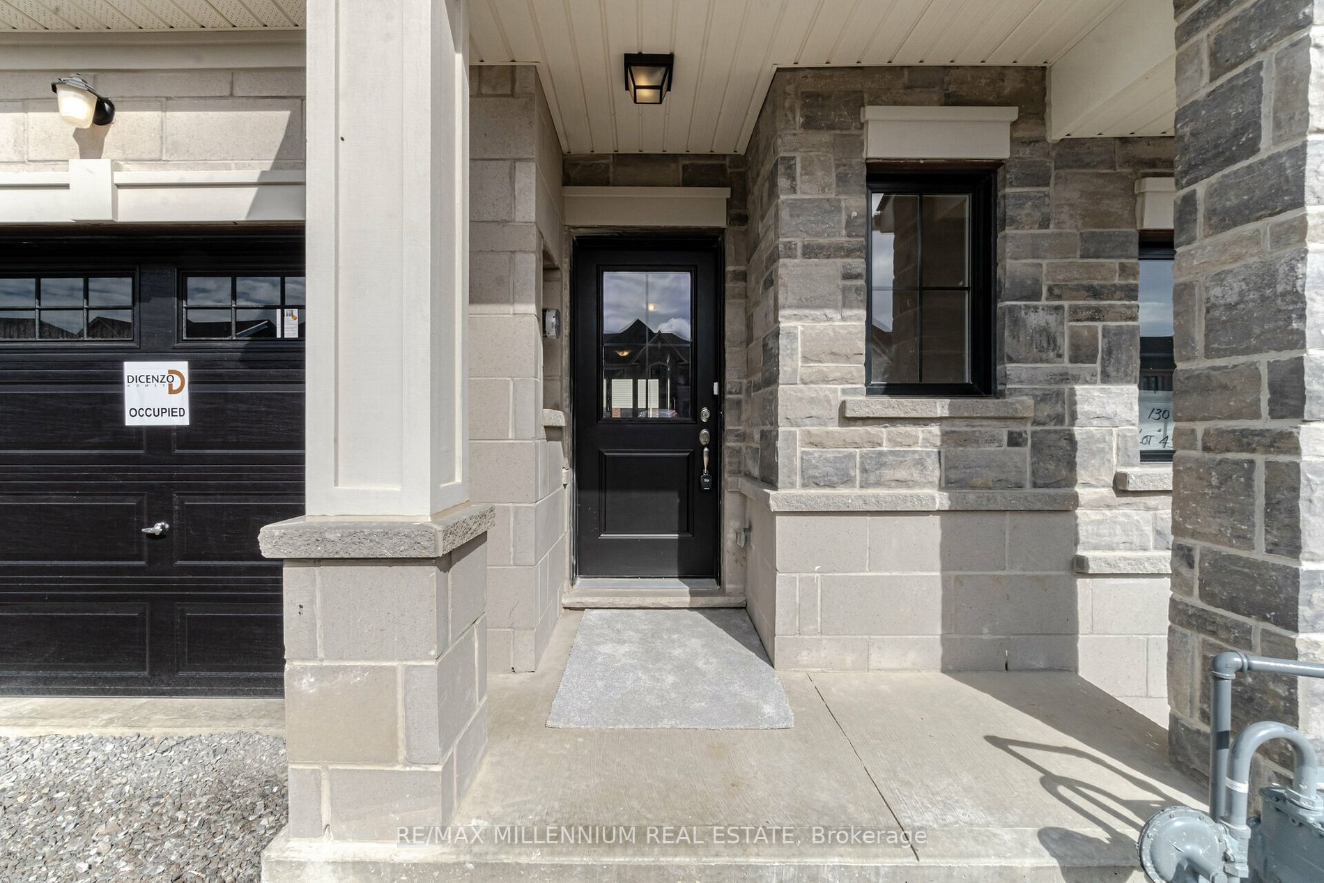 132 Aquasanta Crescent