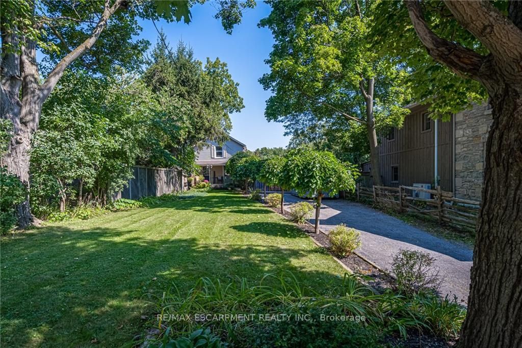 66 Mill St N