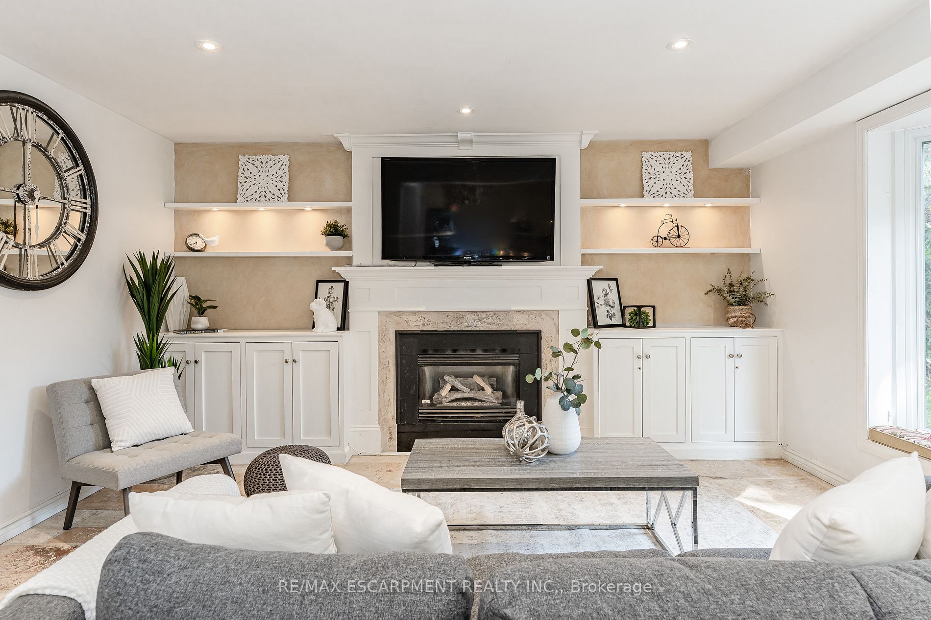 48 Chudleigh St