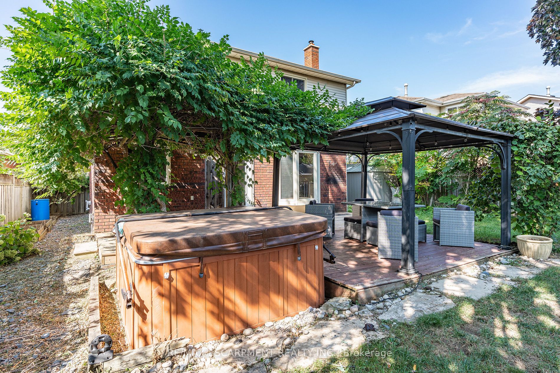 48 Chudleigh St