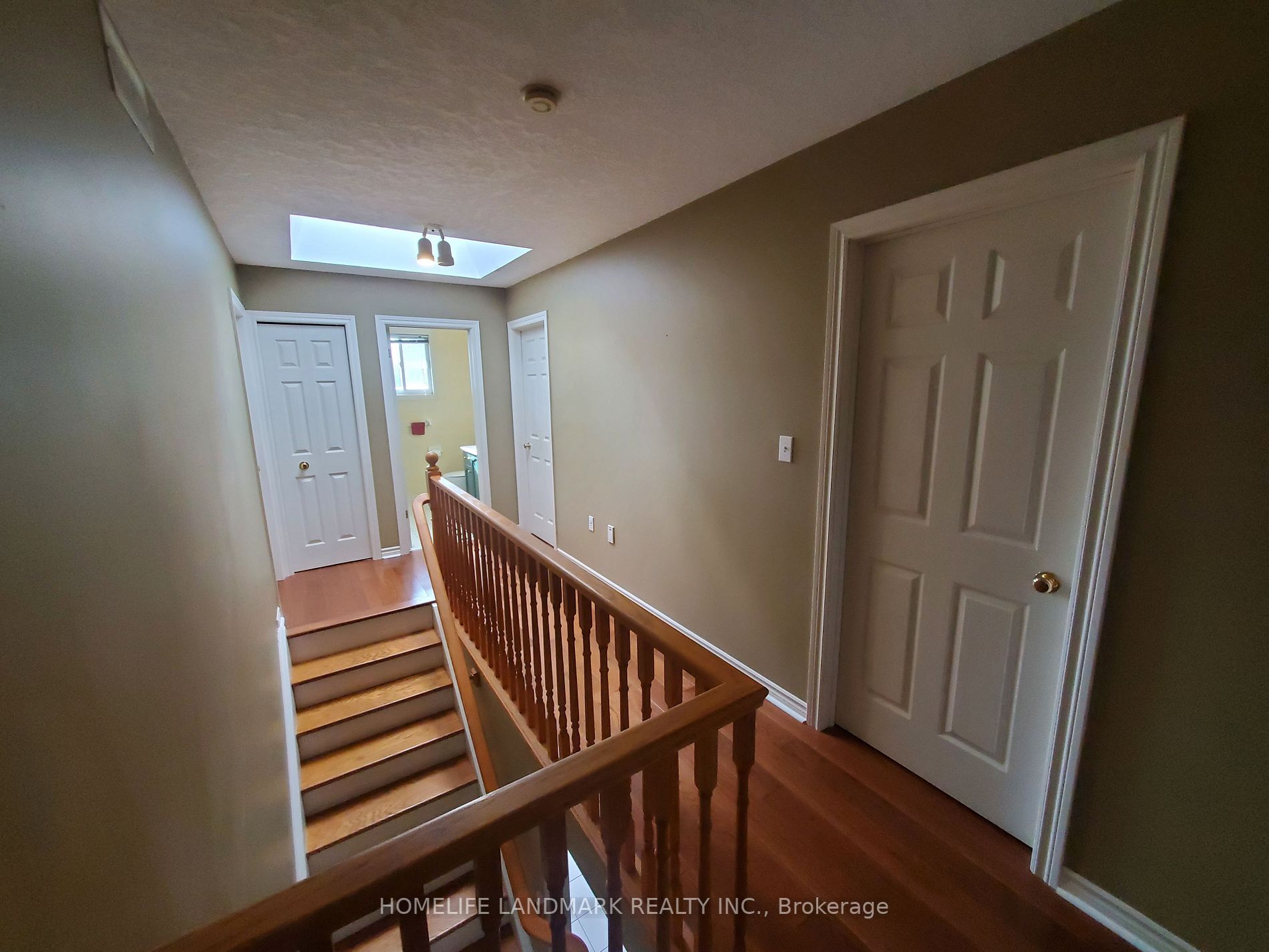 585 Thorndale Dr